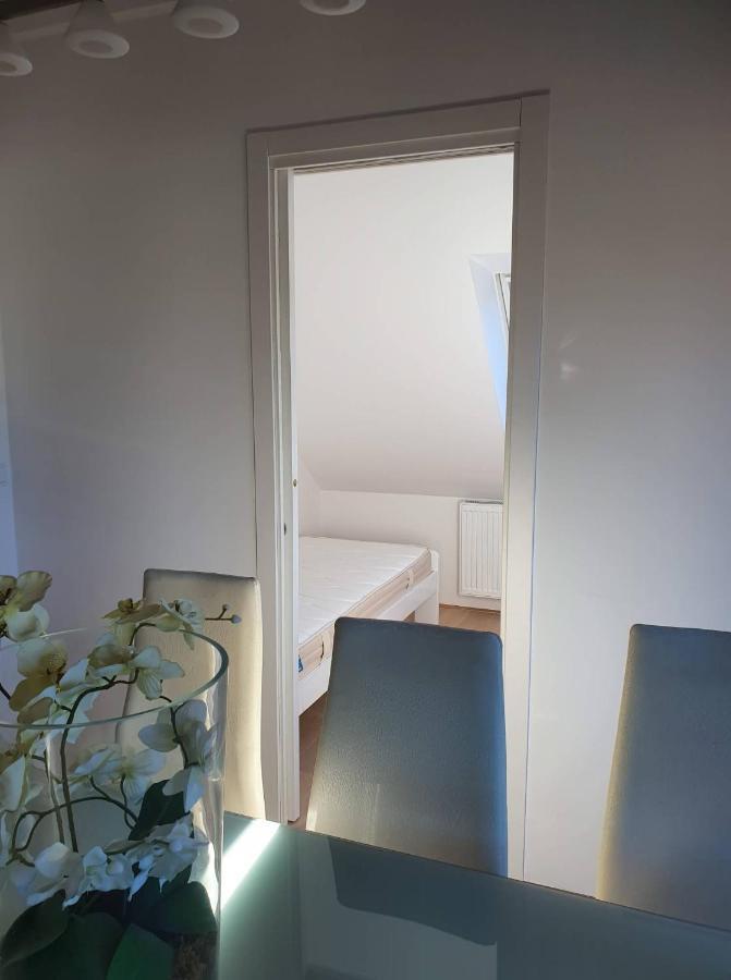 Golob Apartment Kranjska Gora Esterno foto